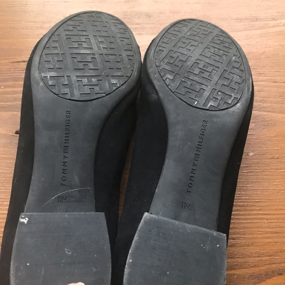 Classic Black Pumps - Picture 4 of 4